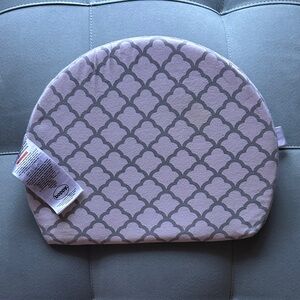 Gray and White Geometric Patterned Maternity Belly Wedge Pillow